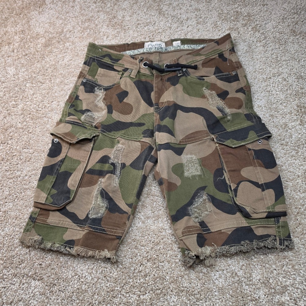 FWRD Camo Cargo Shorts Size 14 Distressed Frayed Hem Y2K Utility Grunge